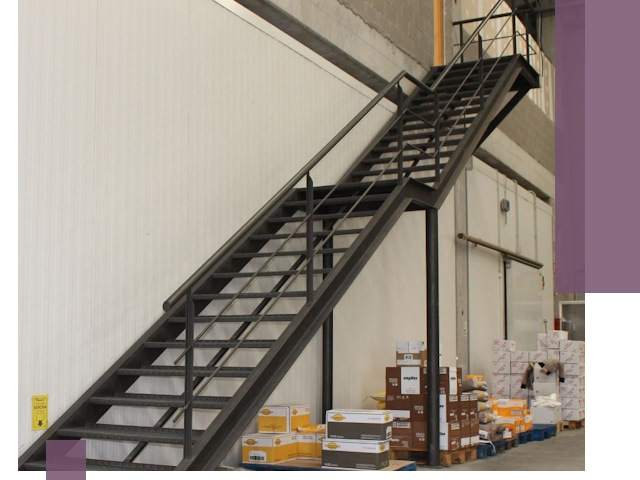 Лестницы для производства в Казани — изготовление и монтаж