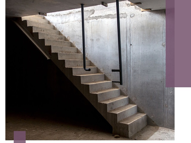 Изготовление и монтаж лестниц в подвале в Казани