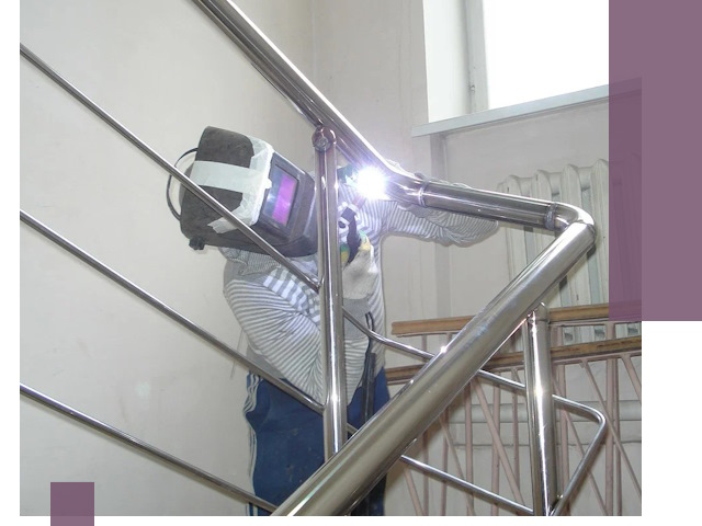 Монтаж перил и ограждений качественно в Казани