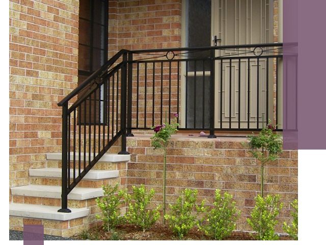 Уличные перила из металла под ключ в Казани