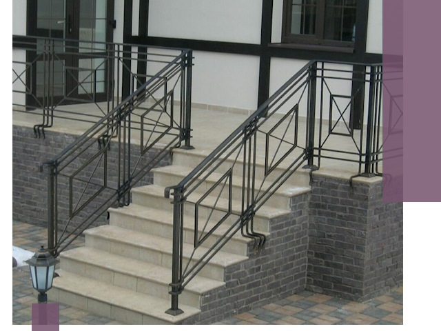 Перила для крыльца в Казани — монтаж, изготовление и установка