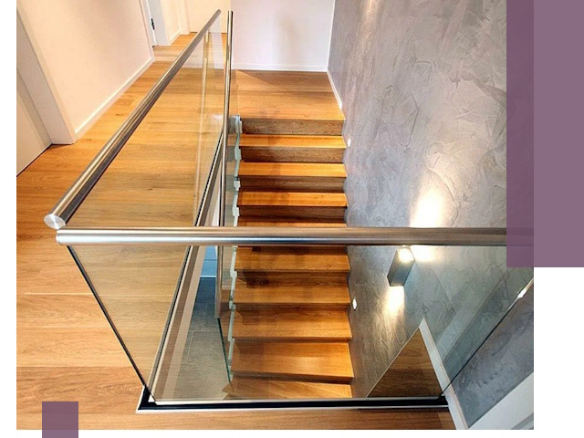 Перила для лестницы в доме — изготовление и монтаж в Казани